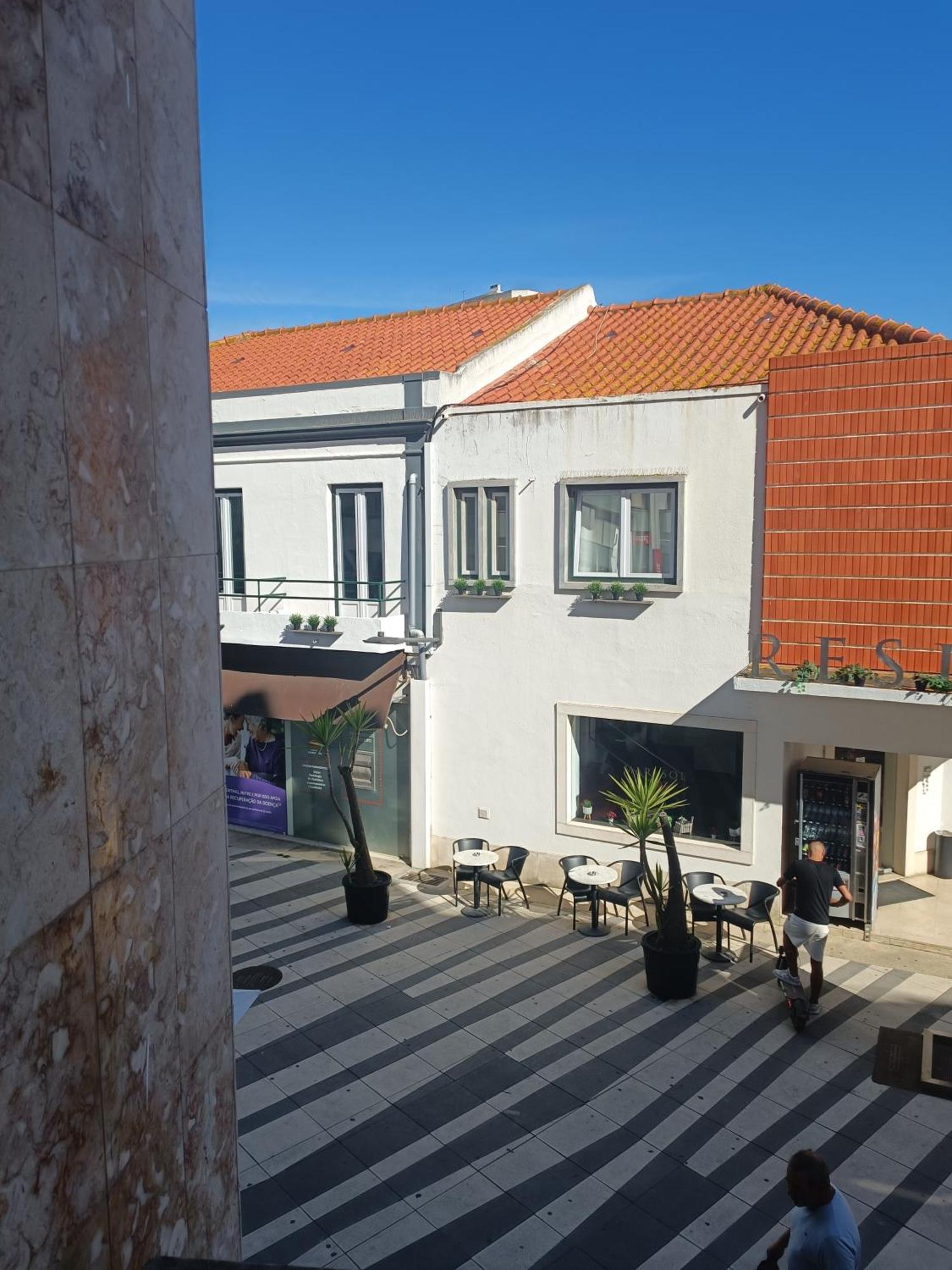 Plaza Caparica Hostel Costa da Caparica Exterior foto